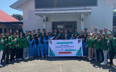 Prodi Penjas FKIP Universitas Megarezky Gelar Outing Class di SMK Kesehatan TNI AL