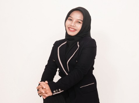 Mahasiswi Prodi Gizi Universitas Megarezky Raih Juara 2 Lomba Poster Nasional Bertema Gizi
