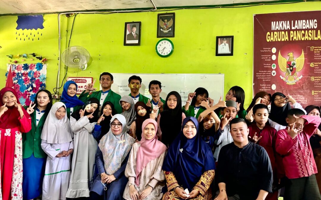 Inovatif dan Interaktif, Mahasiswa Pendidikan Bahasa Inggris UNIMERZ Praktik Mengajar di SD Inpres Manggala