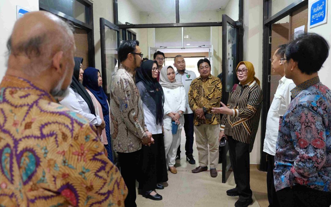 Tim ARSPI Lakukan Visitasi Kesiapan RSUD Sayang Rakyat sebagai Rumah Sakit Pendidikan Utama Fakultas Kedokteran UNIMERZ
