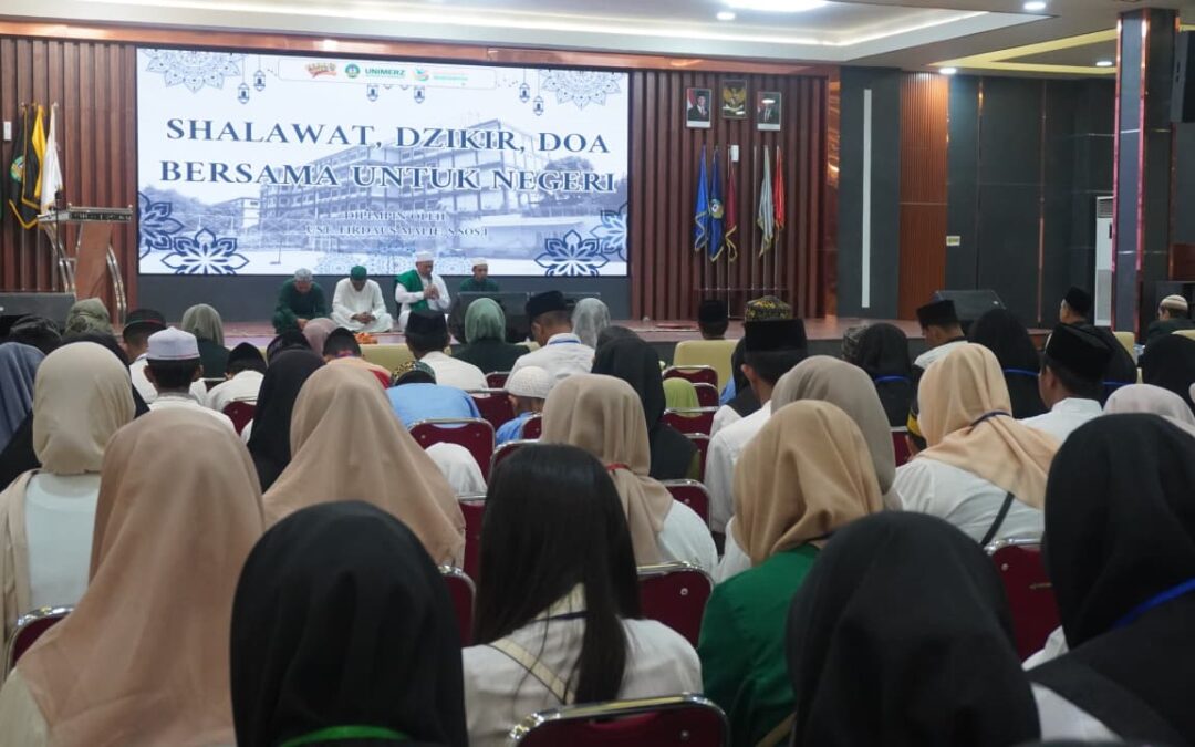 UNIMERZ Gelar Shalawat, Dzikir, dan Doa Bersama untuk Negeri pada Penutupan PKKMB 2025/2026