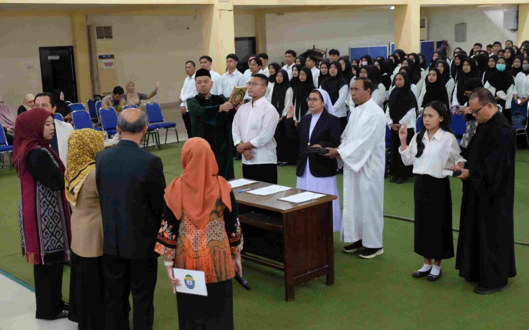 212 Lulusan D3 dan D4 TLM Unimerz Ikuti Pengambilan Sumpah Ahli Teknologi Laboratorium Medis